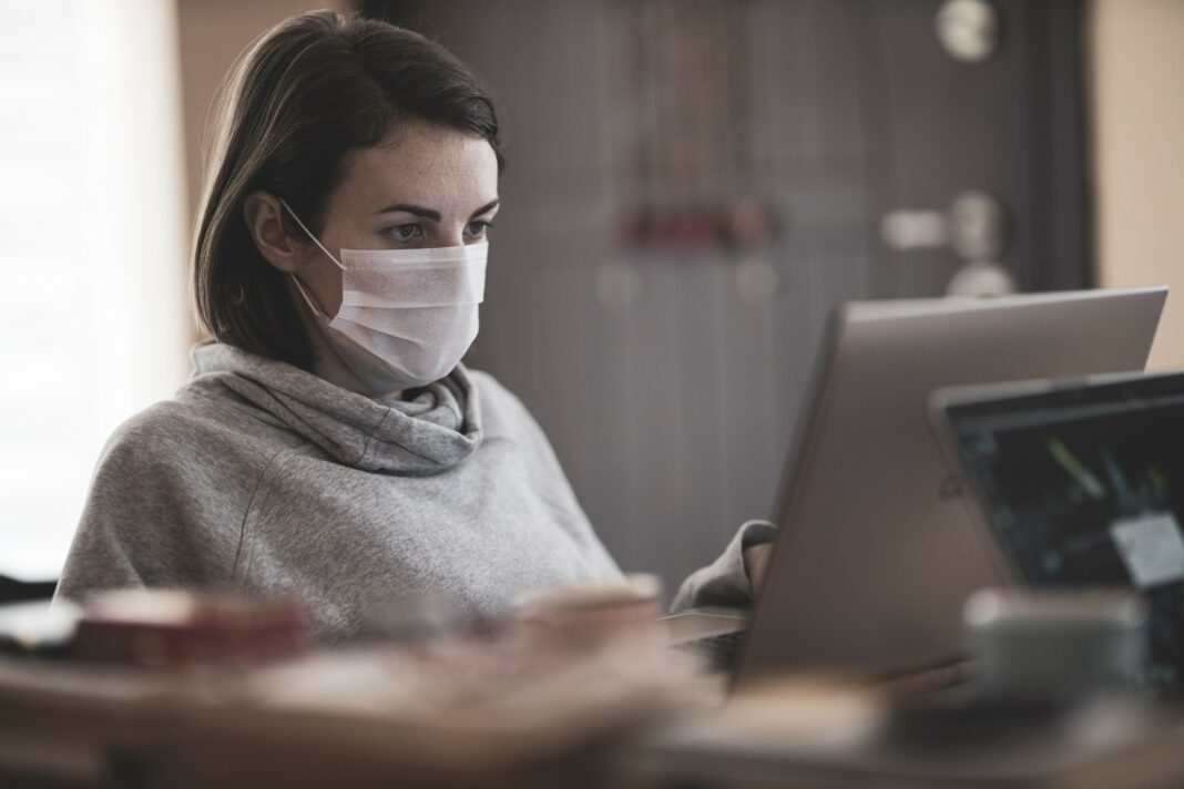 patient using laptop for Sutter Health Login
